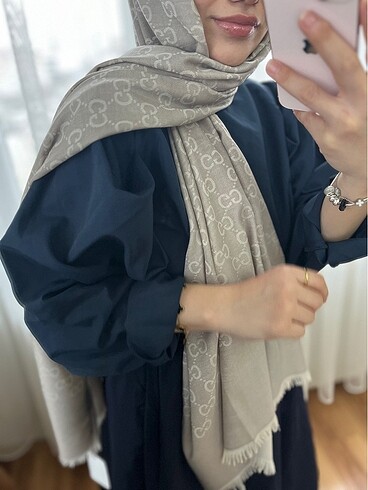 Beden ten rengi Renk Gucci yün ipek bej