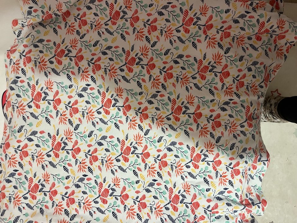 Kapüşonlu Bohem Desenli tişört - Görsel 4