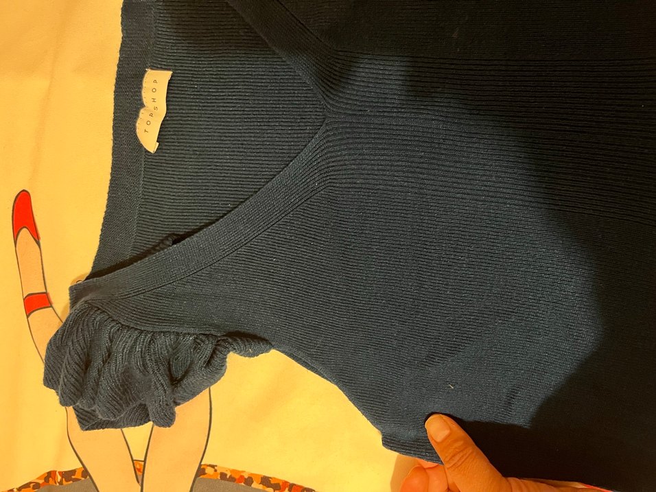 Siyah V Yakalı Kolsuz Triko Kadın Süveter - Görsel 2