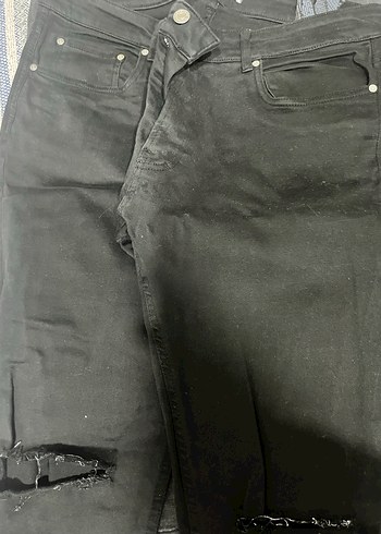 Siyah Yırtık Detaylı Dar Kesim Kadın Jean - Görsel 4