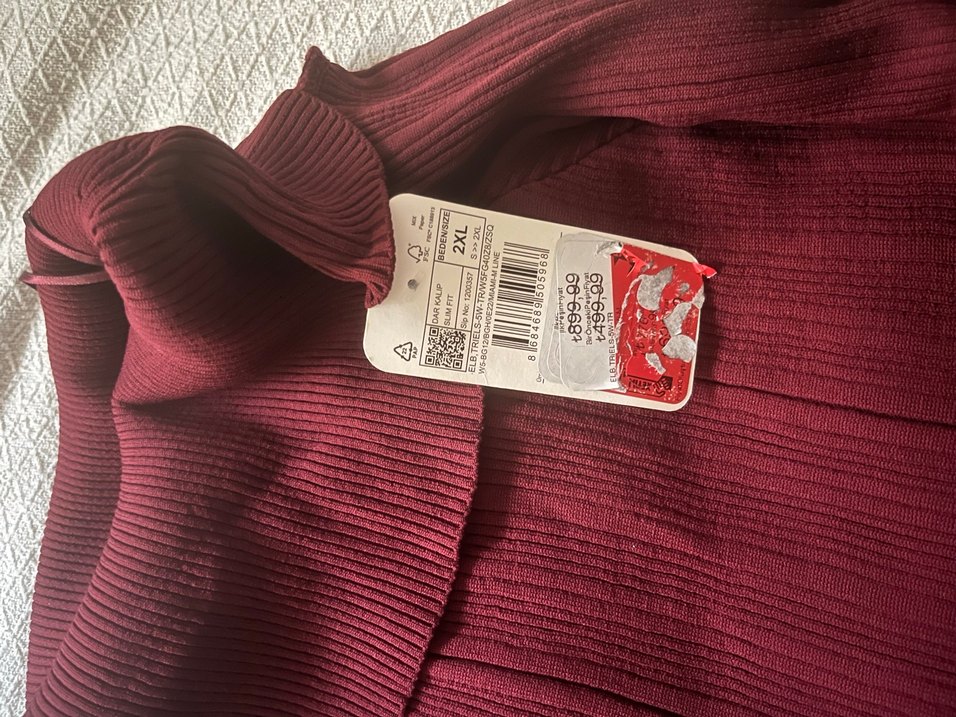 Bordo Pliseli Uzun Kollu Uzun Elbise - Görsel 2