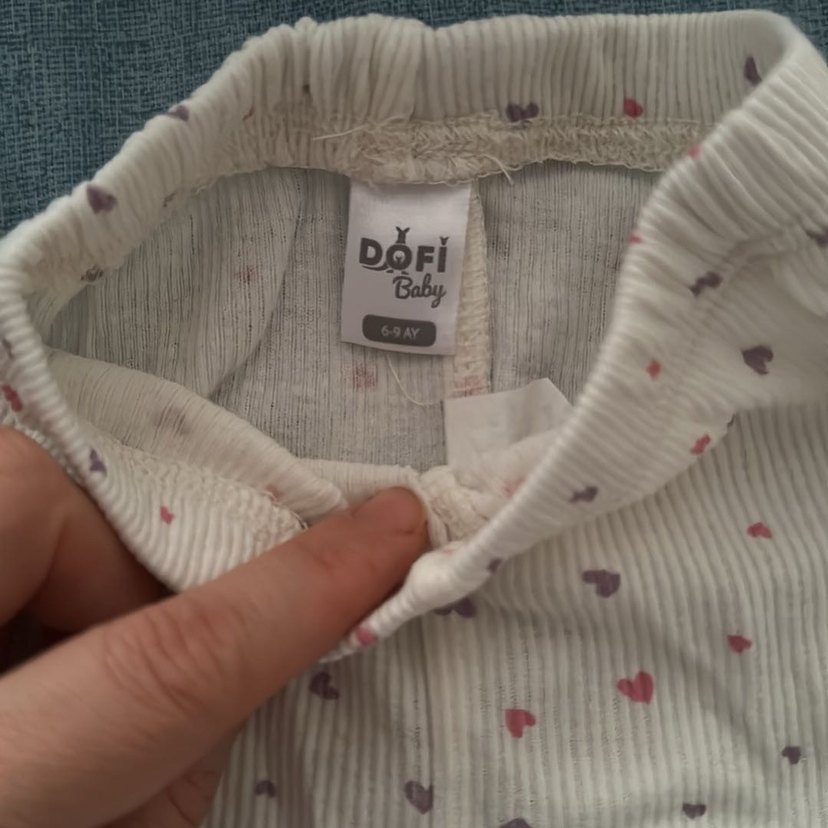 Uzun Kollu, V Yaka Fırfırlı Bebek Body - Görsel 3