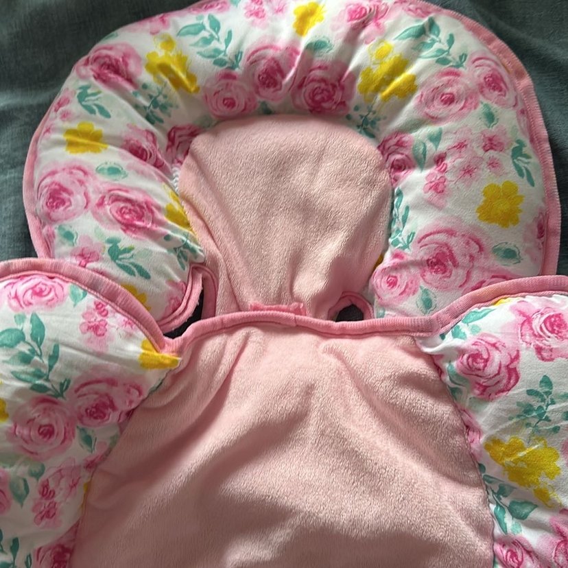 Çiçek Desenli Pastel Bebek Uyku Minderi - Görsel 3