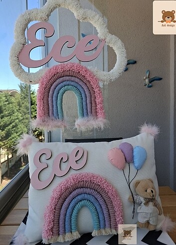 Bebek kapı süsü ve bebek takı yastığı