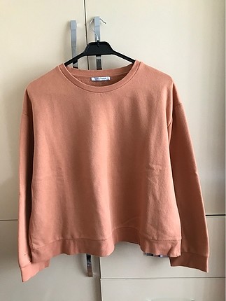 Zara sweatshirt