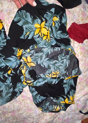 Siyah Püsküllü Şort Üst Takım - Görsel 3