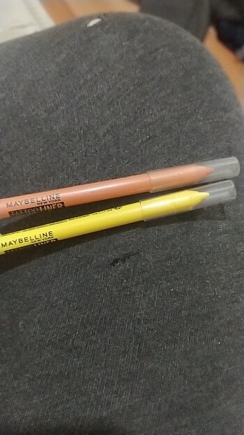 Maybelline göz kalemleri 