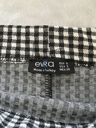 s Beden EVRA siyah beyaz kareli kısa kalem etek