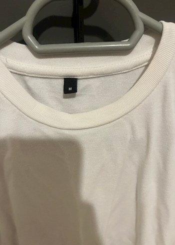 Uzun Kollu Beyaz Kadın Tişört - Görsel 3