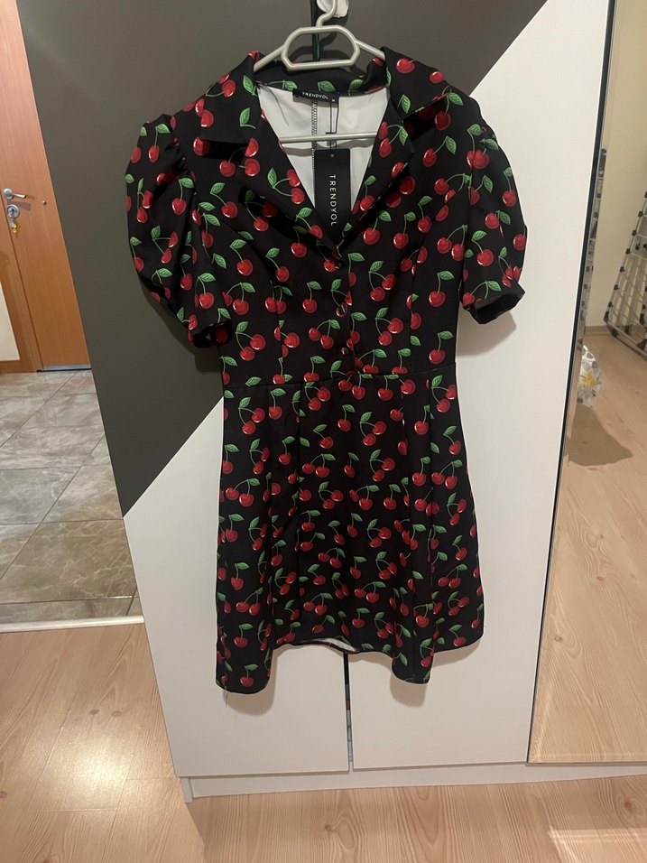 Kırmızı Kiraz Desenli Mini Elbise - Görsel 2