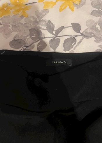 Püsküllü Siyah Kadın Kumaş Pantolon - Görsel 3