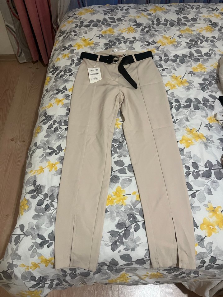 Kadın Bej Kemerli Normal Boy Kumaş Pantolon - Görsel 5