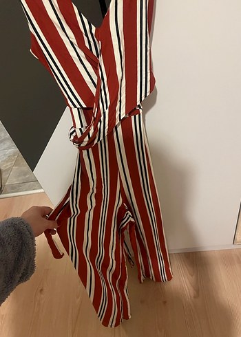 Kırmızı Çizgili Uzun Askılı Tulum - Görsel 2