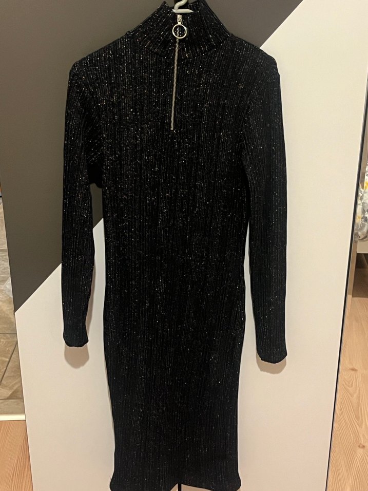 Yüksek Yakalı Siyah Uzun Örme Elbise - Görsel 4
