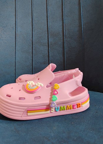 Crocs Pembe Renkli Bağcıklı Kız Çocuk Terlikleri