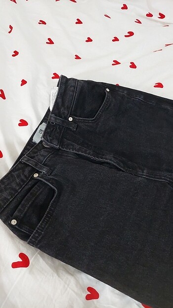 LTB LTB betiana model 26 beden siyah yırtık paça model kot pantolon