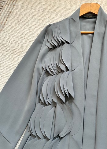 Diğer Gri Uzun Kollu Fırfırlı Kadın Abaya Etrucci