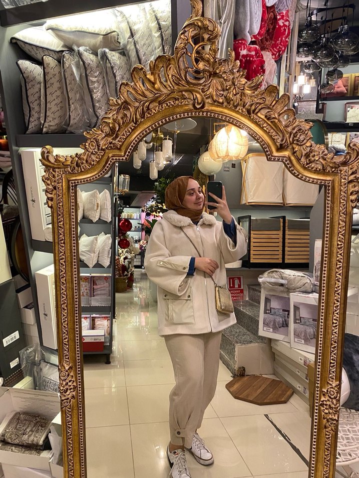 Kadın Kapüşonlu Rahat Kesim Parka - Görsel 4