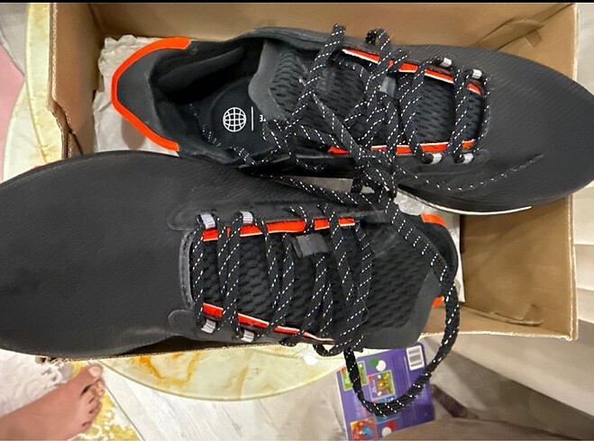 42 Beden siyah Renk Adidas avryn