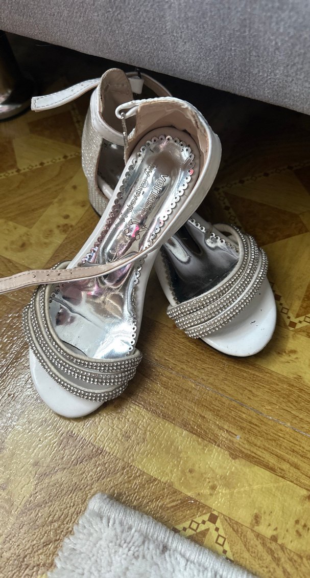 Kız Çocuk Parlak Beyaz Payetli Özel Ayakkabı - Görsel 2