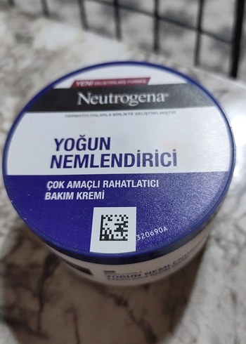 Neutrogena Yogun Nemlendirici Bakim Kremi
