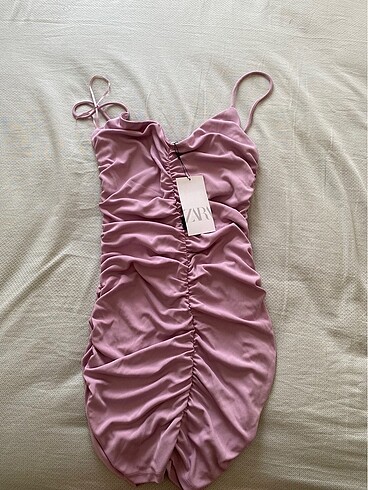 Zara etiketli mini lila elbise