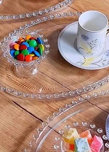Diğer OVAL MİKA BONCUKLU 6LI TEPSİ