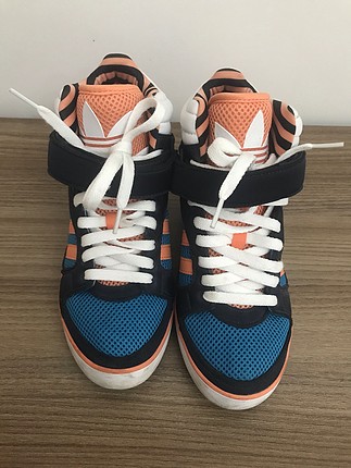 Adidas spor ayakkabı