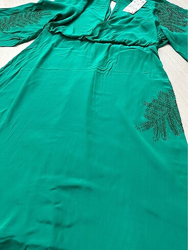 xl Beden yeşil Renk zara elbise