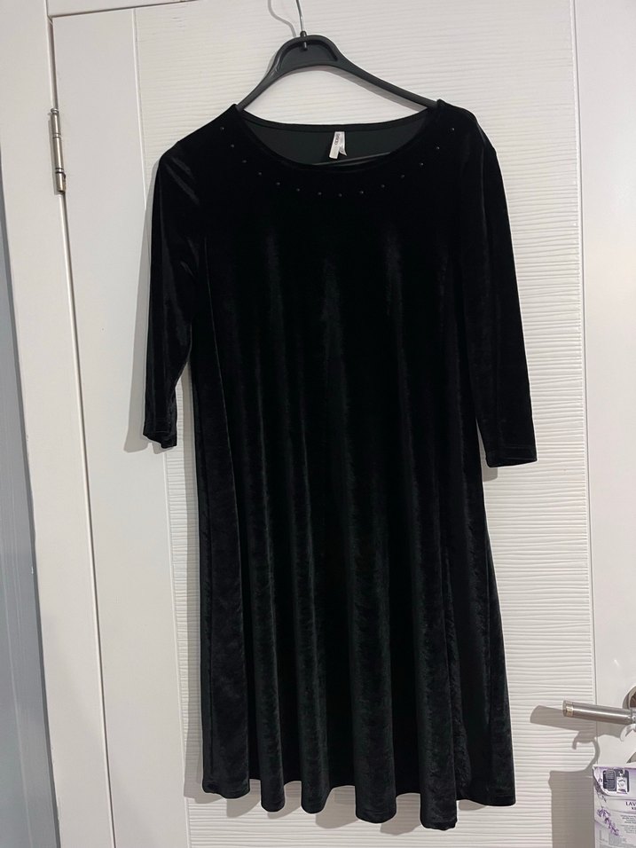 Siyah kadife Midi Boy Piliseli Uzun Kollu Elbise - Görsel 4