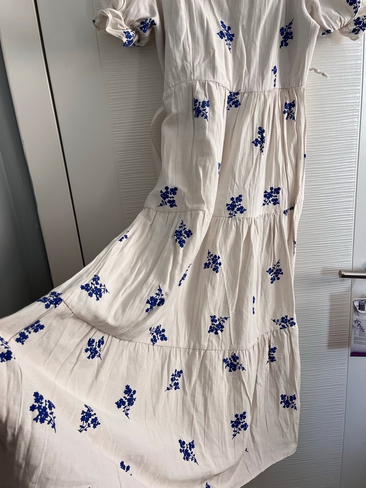 Uzun Beyaz Nakışlı Bohem Pamuk Elbise - Görsel 3