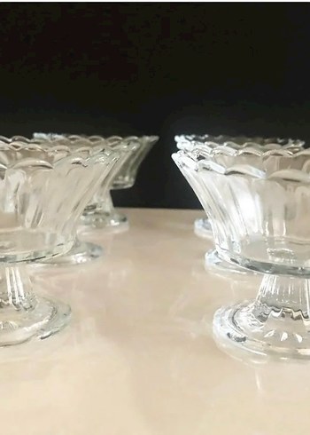 Beyaz Ayaklı Cam Sunum Kase 6 lıdır kutulu - Görsel 3