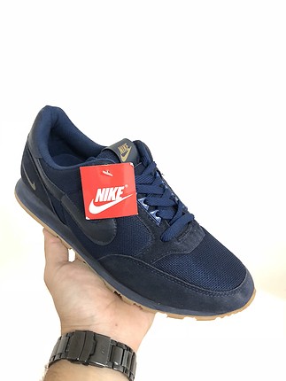 Nike spor ayakkabısı 