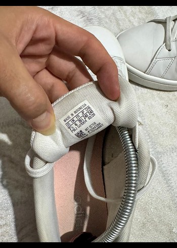 39 Beden adidas ayakkabı orjinal 39 numara