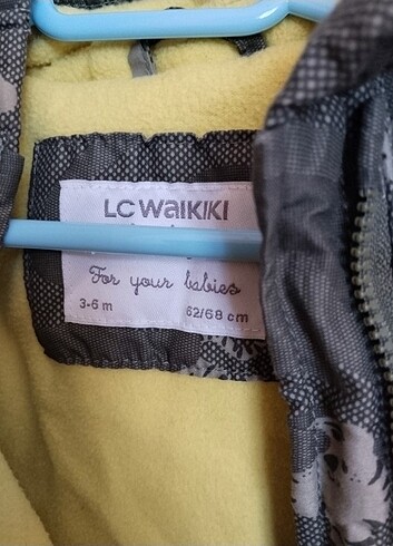 Erkek çocuk mont LC Waikiki 