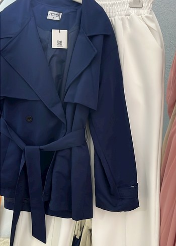 Bej Kuşaklı Midi Trençkot - Görsel 4