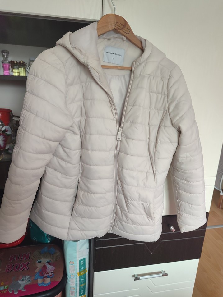 Beyaz Fermuarlı Kadın Mont - Görsel 3