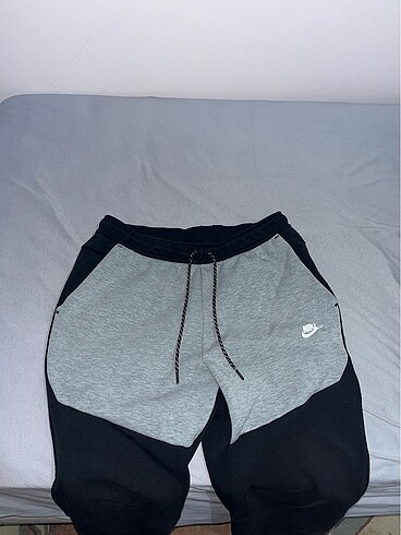 nike tech fleece panda