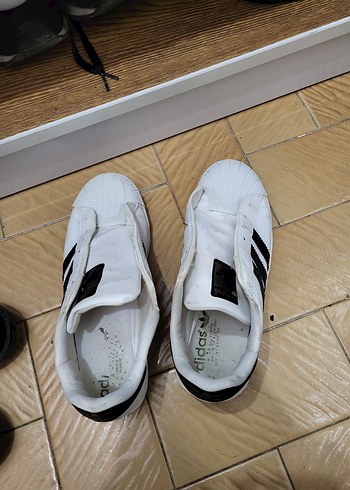 Beyaz Adidas Superstar Kadın Spor Ayakkabı - Görsel 4