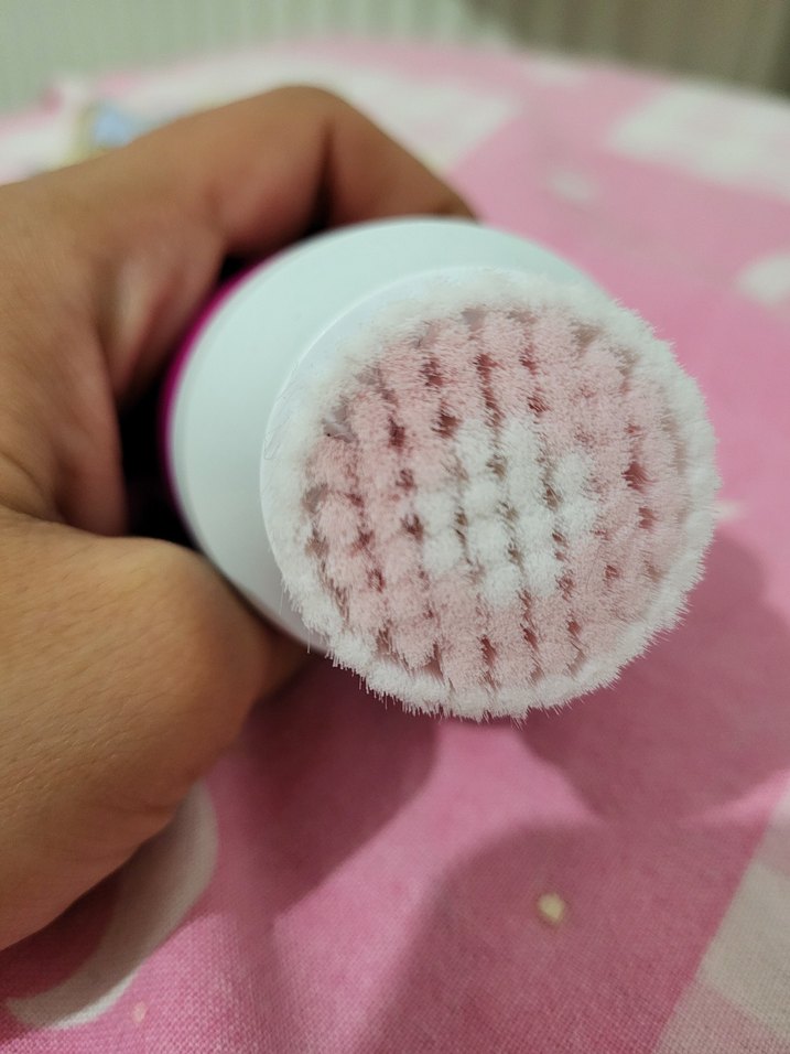 Philips Pembe Yüz Temizleme Cihazı - Görsel 5