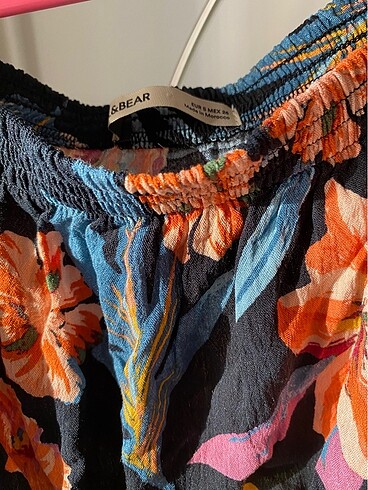 s Beden Pull&Bear crop çiçekli bluz