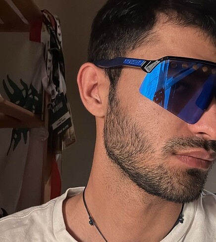 Beden çeşitli Renk Oakley sutro güneş gözlüğü