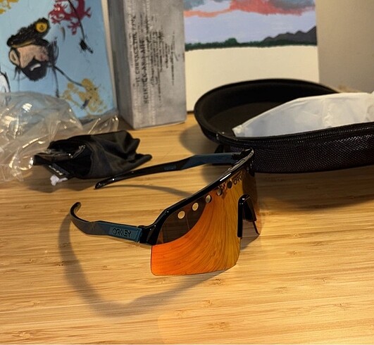 Beden Oakley sutro güneş gözlüğü