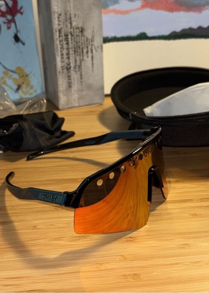 Oakley sutro güneş gözlüğü - Görsel 3