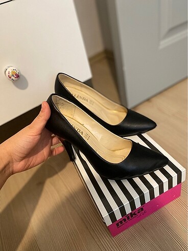 38 Beden siyah Renk Siyah stiletto