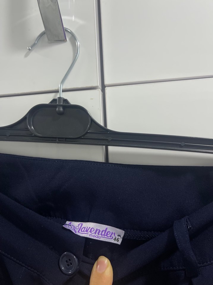 Kadın Lacivert Düğmeli Kumaş Pantolon - Görsel 2