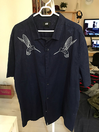 Kuş İşlemeli Gömlek