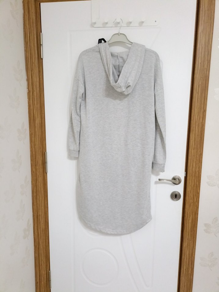 Gri Kapüşonlu Fermuarlı hırka - Görsel 3