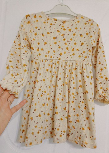 Bej Çiçek Desenli Uzun Kollu Kız Elbisesi - Görsel 2
