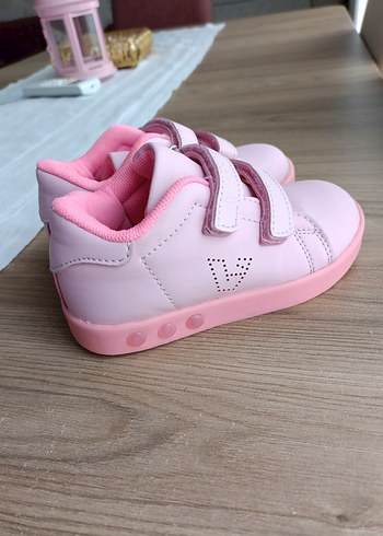 Kız Çocuk Pembe Işıklı Cırt Cırtlı Spor Ayakkabı vicco - Görsel 2